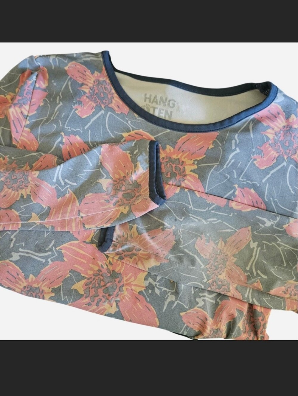 Hang Ten Long Sleeve Floral Top Ringer Crewneck With Side Zip Pocket Large